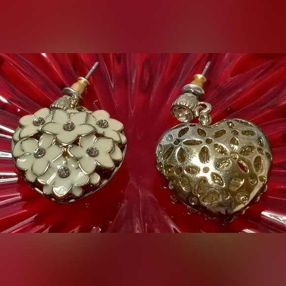 Vintage Puffed Hearts Rinestones Earrings - Picture 4 of 7